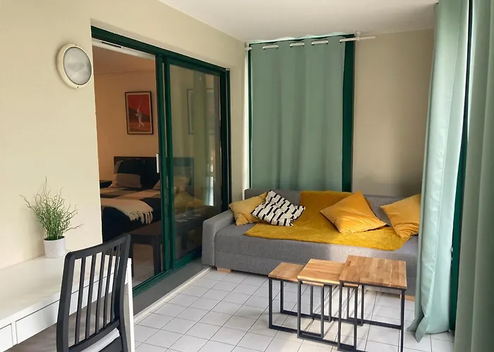 Aguilera 2 A 4 Pers * Biarritz